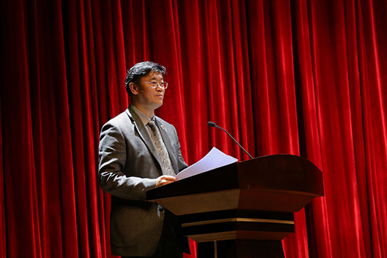 4党委副书记、副校长岳学军讲话(王航 摄).jpg