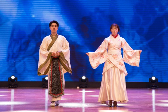 IMG_1041李泽林 摄.jpg