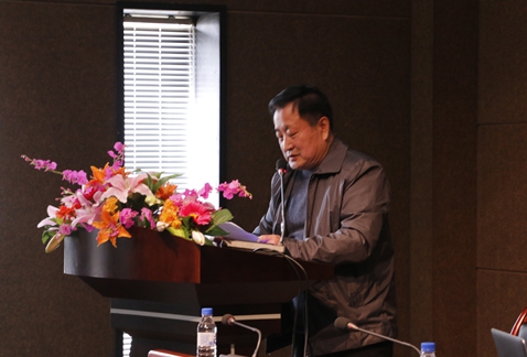 胡升高教授主持讲座.jpg